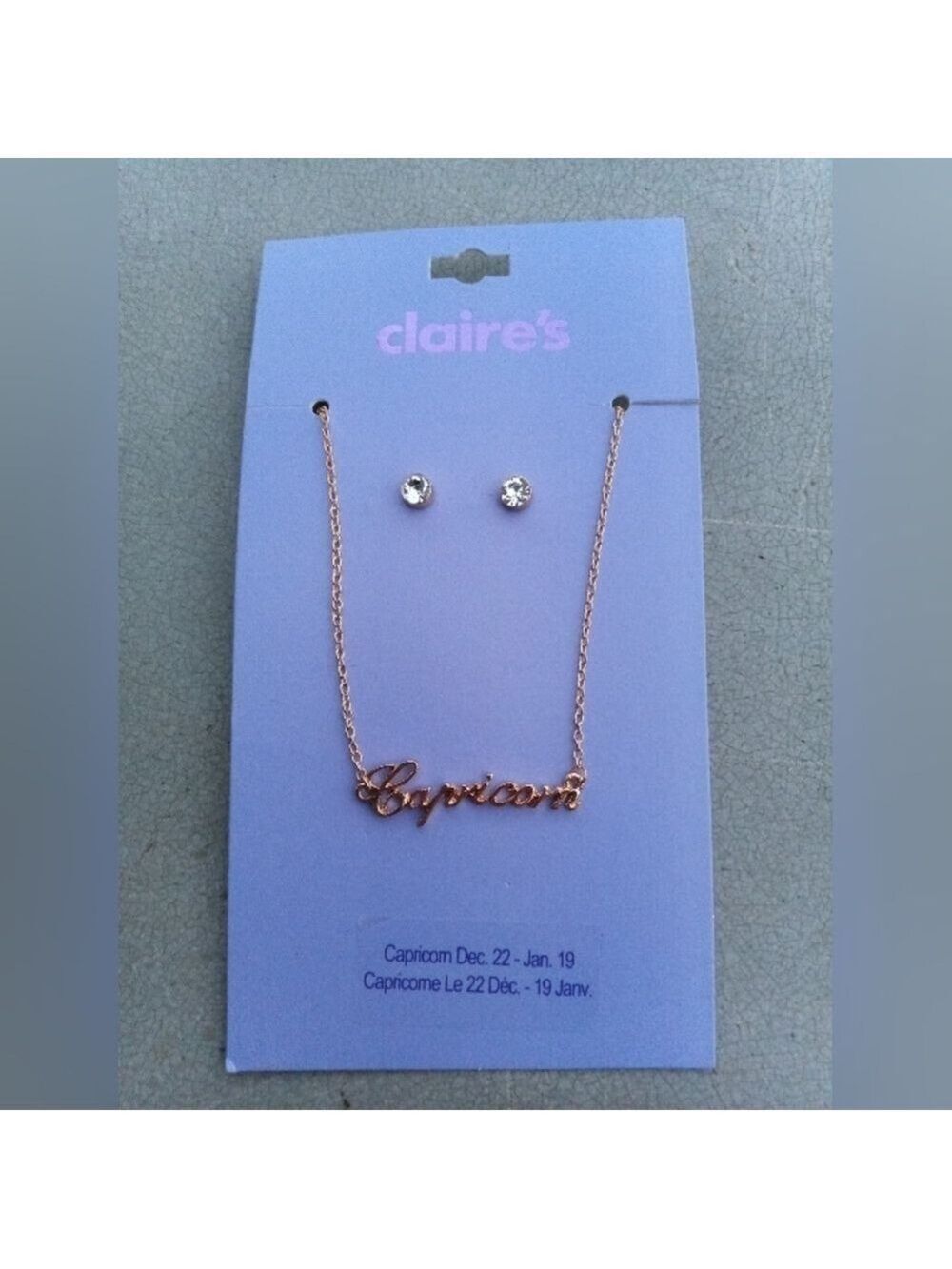 🆓 Free W/Purchase Claire's Gold Capricorn Necklace and Earring Set